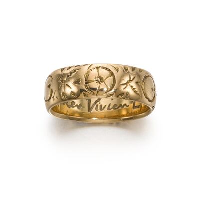 Inscribed gold ring gifted to Vivien Leigh by her husband Laurence Olivier. Courtesy Sotheby's