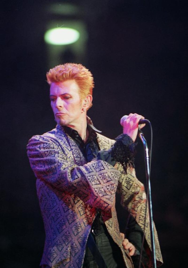 David Bowie performs during a concert celebrating his 50th birthday, at Madison Square Garden in New York on January 9, 1997. Ron Frehm / AP photo