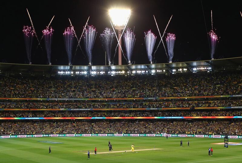 MELBOURNE, AUSTRALIA - MARCH 29:  Steve Smith and Shane Watson of Australia celebrate after hitting the winning runs during the 2015 ICC Cricket World Cup final match between Australia and New Zealand at Melbourne Cricket Ground on March 29, 2015 in Melbourne, Australia.  (Photo by Ryan Pierse/Getty Images)