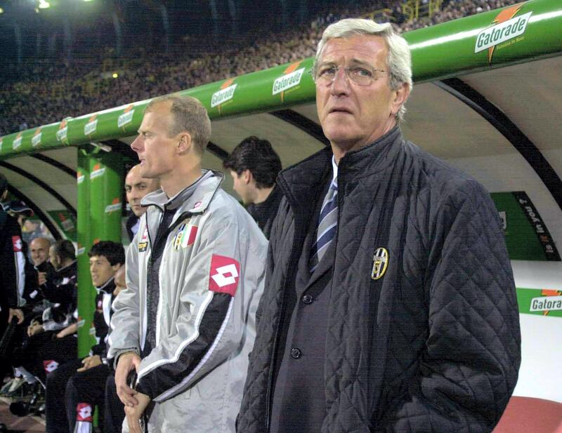 BOLOGNA - APRIL 13:  Juventus coach Marcelo Lippi watches the action during the Serie A match between Bologna and Juventus, played at the Renato Dall'Arra Stadium, Bologna, Italy on April 13, 2003.  (Pohoto by Grazia Neri/Getty Images)   