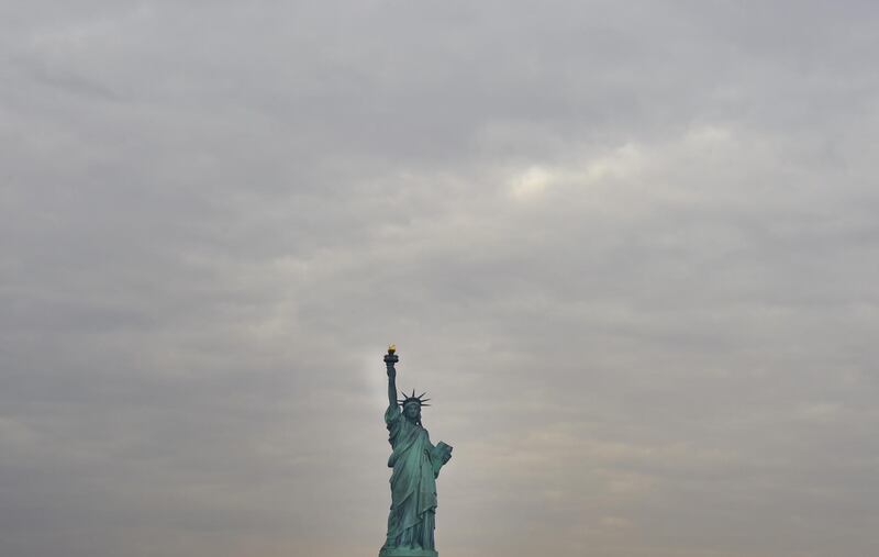TOPSHOT - The Statue of Liberty is seen after the re-opening, January 22, 2018 in New York. 
New York State will pay $65,000 a day out of its tourism budget to keep both the Statue of Liberty and Ellis Island open during the federal government shutdown. / AFP PHOTO / TIMOTHY A. CLARY