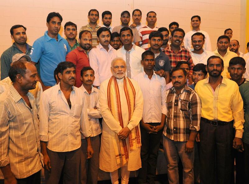 The Indian Prime Minister meets with a group of workers of the Indian community in Abu Dhabi. Wam