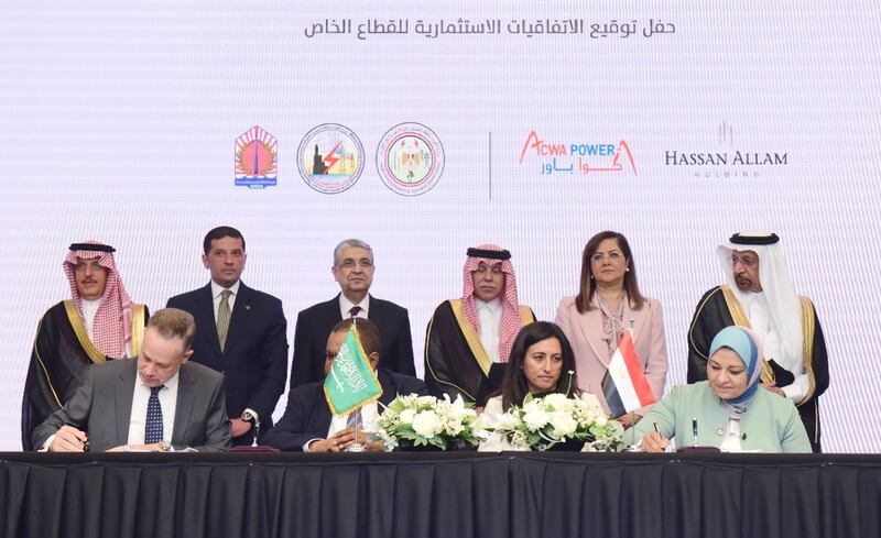 Senior officials from Saudi Arabia and Egypt during the signing of the new 1.1-gigawatt wind project. Photo: Acwa Power