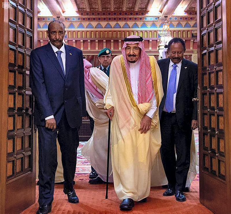 Custodian of the Two Holy Mosques Receives President of Sudanese Sovereignty Council and Sudanese Prime Minister