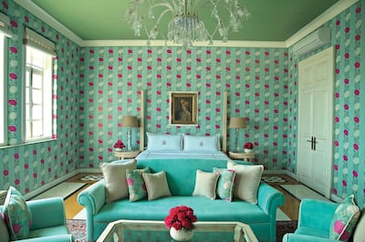 Jackie Kennedy had an extended stay at the palace during her solo tour of India in 1962. The wallpaper in the Kennedy Suite features carnations, her favourite flower.