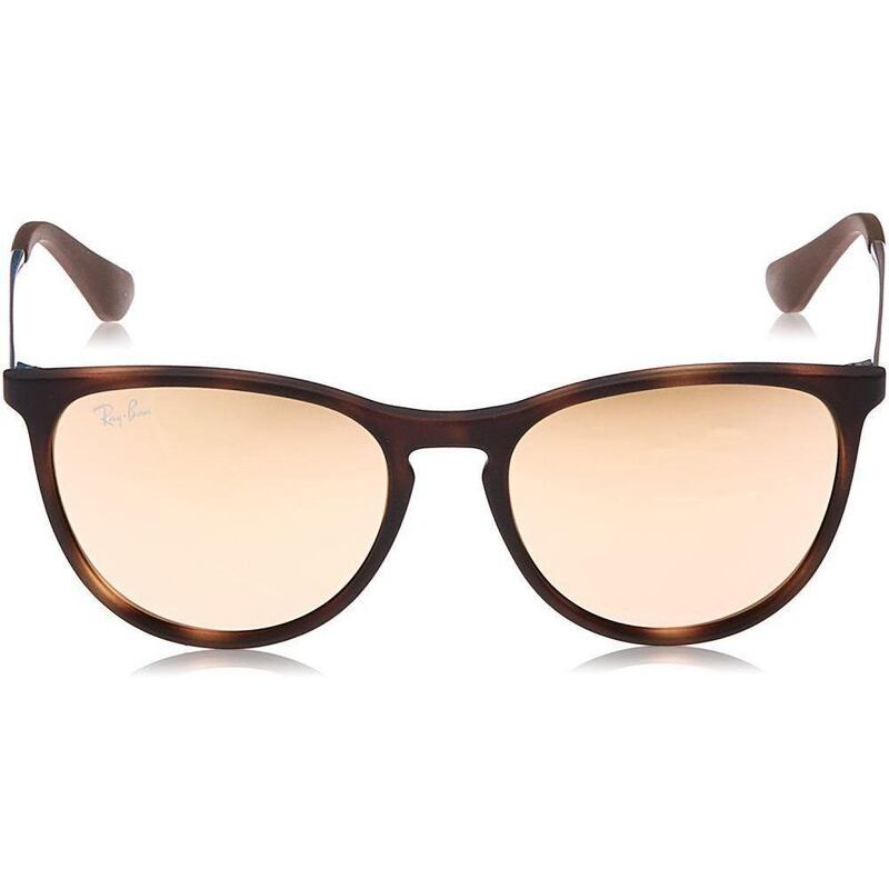 These Ray Ban women's sunglasses are 60% off and now cost Dh225 with free shipping. You save Dh384. 