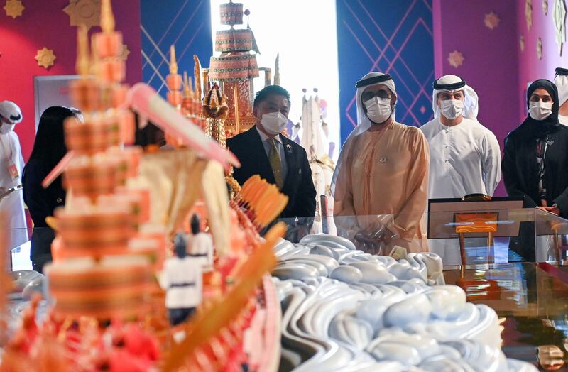 Sheikh Mohammed also visited the Thailand pavilion. At each pavilion he learnt about the cultural and environmental aspects of that nation.