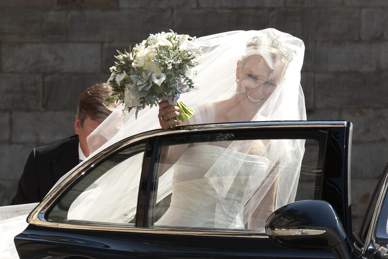 EDINBURGH, UNITED KINGDOM - JULY 30: Zara Phillips leaves Holyrood Palace for her  Royal wedding to Mike Tindall at Canongate Kirk on July 30, 2011 in Edinburgh, Scotland. The Queen's granddaughter Zara Phillips will marry England rugby player Mike Tindall today at Canongate Kirk. Many royals are expected to attend including the Duke and Duchess of Cambridge.    (Photo by Philip Ide - WPA Pool/Getty Images) *** Local Caption ***  120108421.jpg