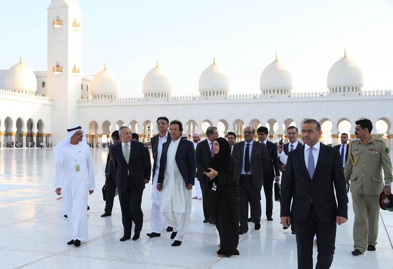 Prime Minister of Pakistan Imran Khan and his accompanying delegation visited the Sheikh Zayed Grand Mosque in Abu Dhabi, as part of his official visit to the UAE. Wam