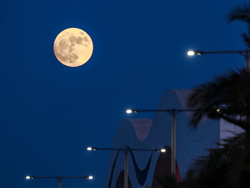 Stargazers in the UAE caught a glimpse of the blue supermoon thanks to a clear night in Abu Dhabi on Wednesday. Victor Besa / The National