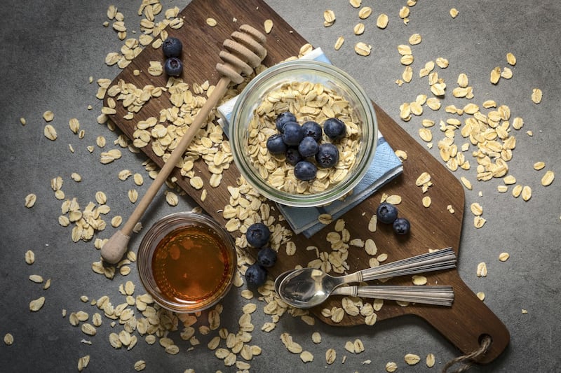 Oatmeal: look out for pure whole oat grains or kernels, which are locally grown and packaged; avoid those that have travelled from afar.