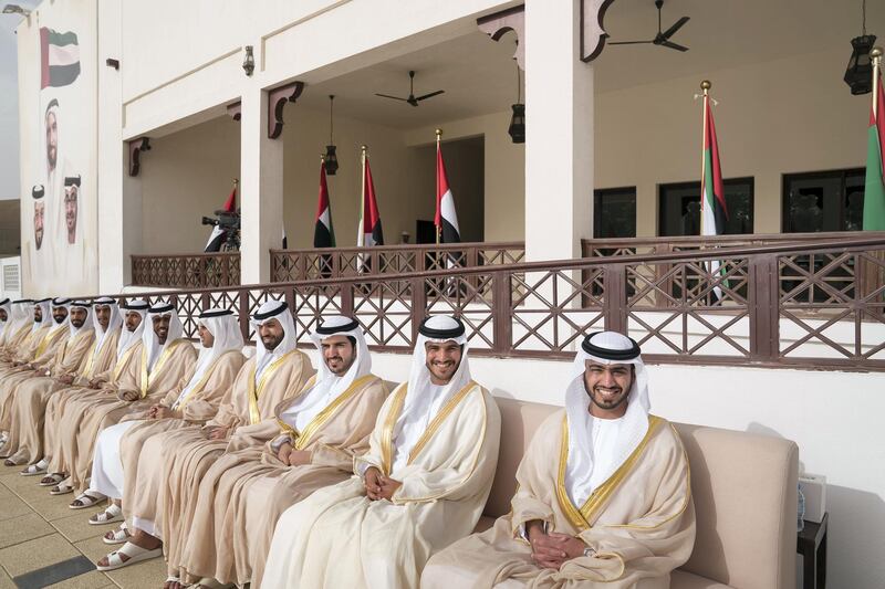 ABU DHABI, UNITED ARAB EMIRATES - January 21, 2018: Grooms participates during mass wedding reception for HH Sheikh Mubarak bin Hamdan bin Mubarak Al Nahyan (R), HH Sheikh Mohamed bin Ahmed bin Hamdan Al Nahyan (2nd R) and other grooms, at Majlis Al Bateen.

( Mohamed Al Hammadi / Crown Prince Court - Abu Dhabi )
---