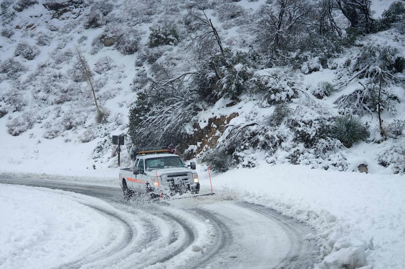 Californians, more used to wearing sandals and shorts in the winter, were hit with a rare blizzard, the first in more than 30 years.  AFP