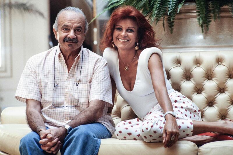 This picture taken in Monaco on August 15, 1986 shows Milva, and Argentine composer and musician Astor Piazzolla posing during a photo session. AFP