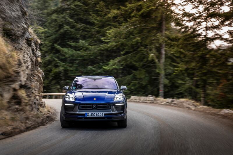 The Macan T hits a 0-100kph sprint in 6.2 seconds. 