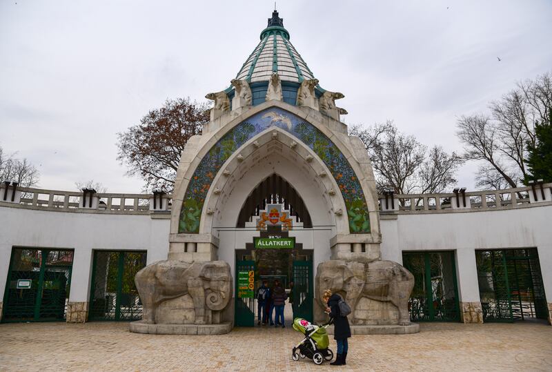 The entrance to Budapest zoo 