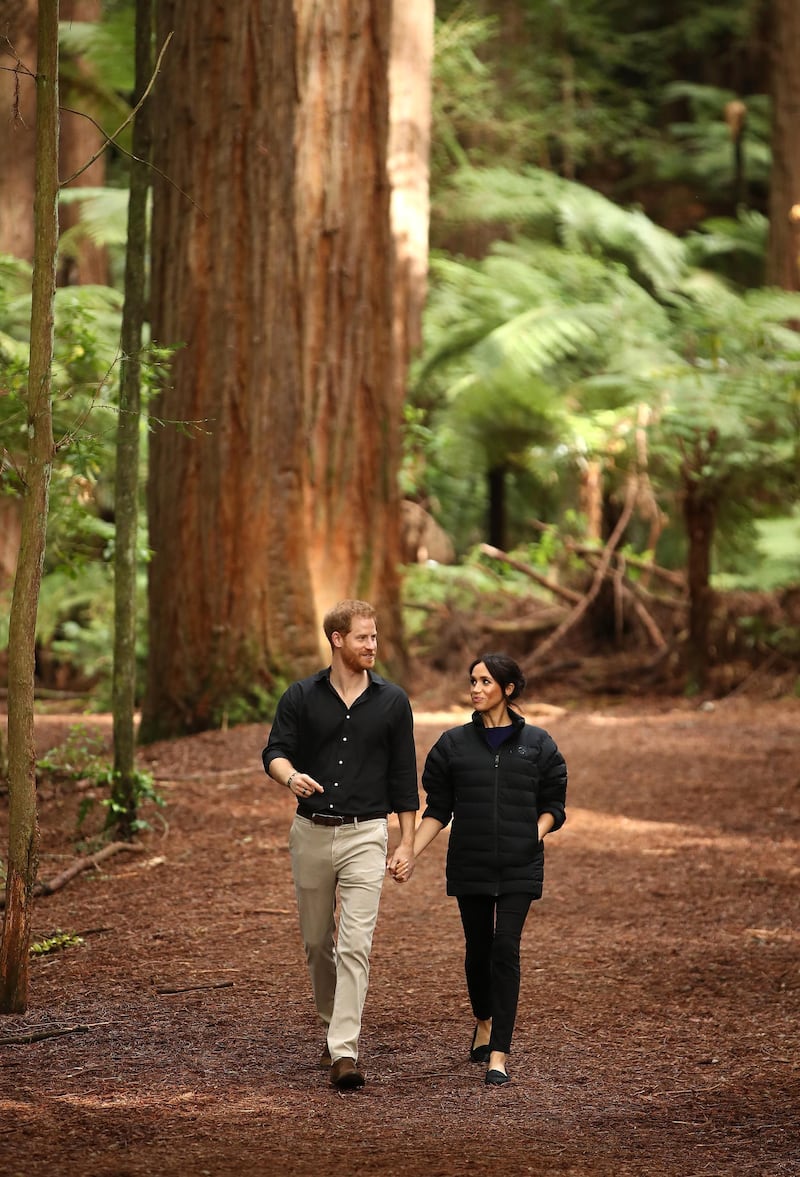ROTORUA, NEW ZEALAND - OCTOBER 31: Prince Harry, Duke of Sussex and Meghan, Duchess of Sussex visit Redwoods Tree Walk on October 31, 2018 in Rotorua, New Zealand. The Duke and Duchess of Sussex are on their official 16-day Autumn tour visiting cities in Australia, Fiji, Tonga and New Zealand. (Photo by Phil Walter - Pool/Getty Images)