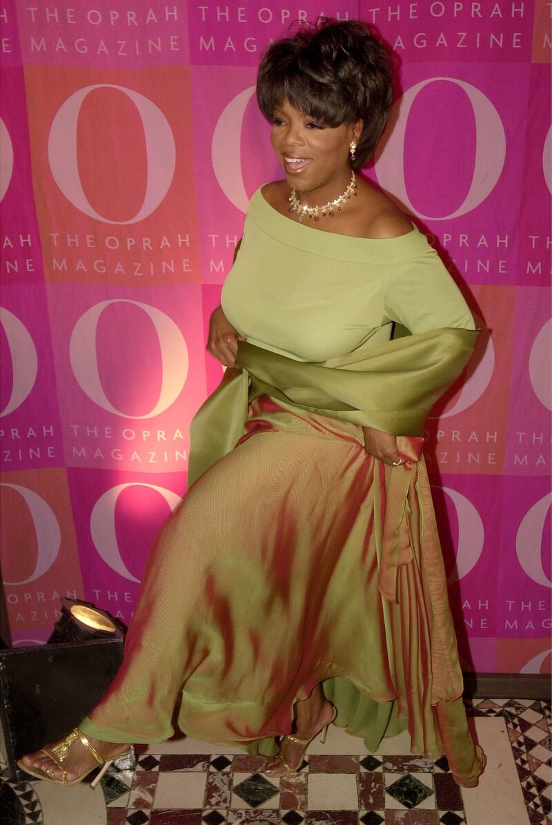 387978 11: Oprah Winfrey poses April 17, 2001 at a 1st anniversary party for O Magazine in New York. (Photo by Spencer Platt/Newsmakers)