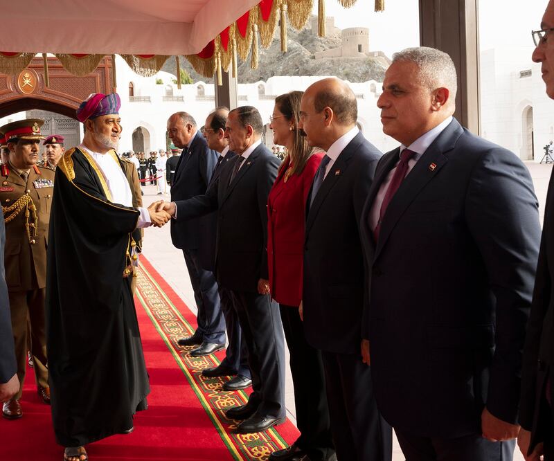 Sultan Haitham greets members of the Egyptian delegation.