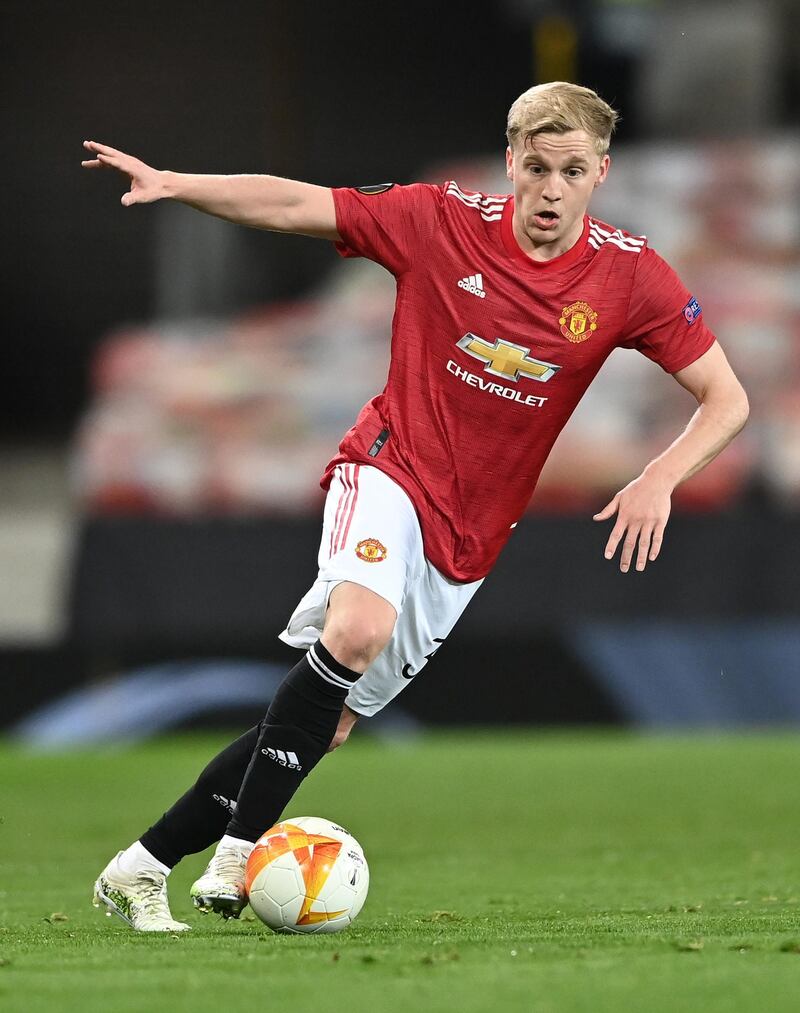 MANCHESTER, ENGLAND - APRIL 15: Donny van de Beek of Manchester United in action during the UEFA Europa League Quarter Final Second Leg match between Manchester United and Granada CF at Old Trafford on April 15, 2021 in Manchester, England. Sporting stadiums around Europe remain under strict restrictions due to the Coronavirus Pandemic as Government social distancing laws prohibit fans inside venues resulting in games being played behind closed doors. (Photo by Stu Forster/Getty Images)