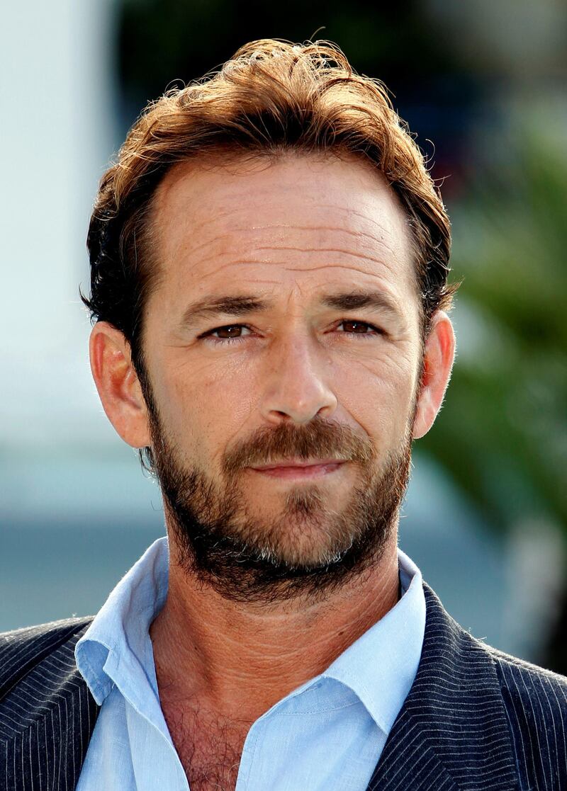 Luke Perry poses during a photocall to promote his television series 'Goodnight For Justice' at the annual MIPCOM television programme market in Cannes, southeastern France, October 5, 2010. Photo: Reuters
