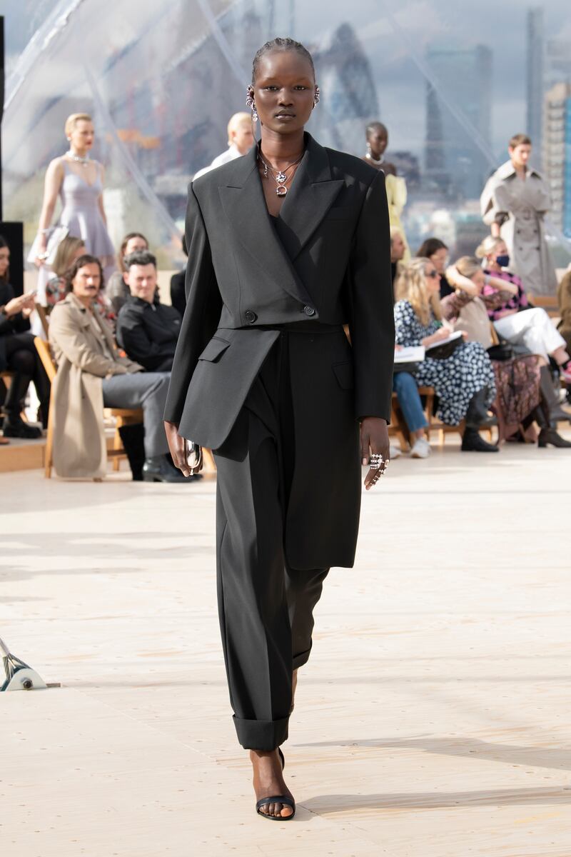 Masculine tailoring and sculptural silhouettes at  Alexander McQueen’s spring/summer 2022 presentation