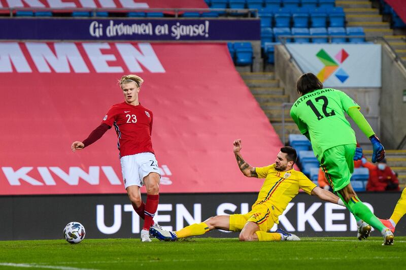 201011 Erling Braut Haaland of Norway scores the 3-0 goal during the UEFA Nations League football match between Norway and Romania on October 11, 2020 in Oslo. Photo: Vegard Wivestad Grøtt / BILDBYRÅN / kod VG / VG0054 bbeng fotboll football fotball soccer uefa nations league landskamp norge norway romania rumänien No Use Sweden. No Use Norway. No Use Austria.