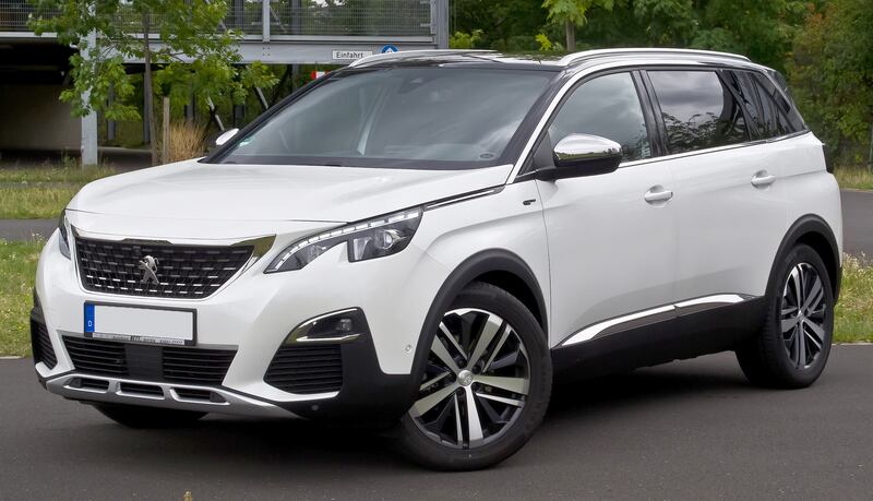 The Peugeot 5008 (No 18).