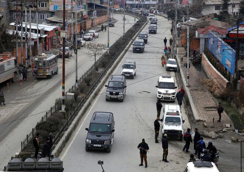 epa08113774 A motorcade of envoys from Latin American and African countries drives through Peerbagh road in Srinagar, Kashmir, India, 09 January 2020. A 16-member delegation is visiting Kashmir to assess the ground situation. This is the second visit of foreign delegations to Kashmir since the abrogation of Article 370 on 05 August 2019.  EPA/FAROOQ KHAN