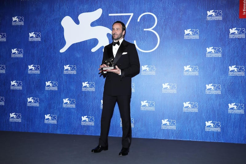 VENICE, ITALY - SEPTEMBER 10:  Director Tom Ford poses with the Silver Lion for Grand Jury Prize for 'Nocturnal Animals' during the award winners photocall during the 73rd Venice Film Festival at Palazzo del Casino on September 10, 2016 in Venice, Italy.  (Photo by Vittorio Zunino Celotto/Getty Images)