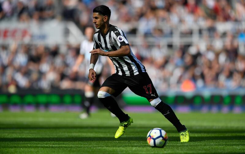 NEWCASTLE UPON TYNE, ENGLAND - AUGUST 13:  Newcastle player Ayoze Perez in action during the Premier League match between Newcastle United and Tottenham Hotspur at St. James Park on August 13, 2017 in Newcastle upon Tyne, England.  (Photo by Stu Forster/Getty Images)