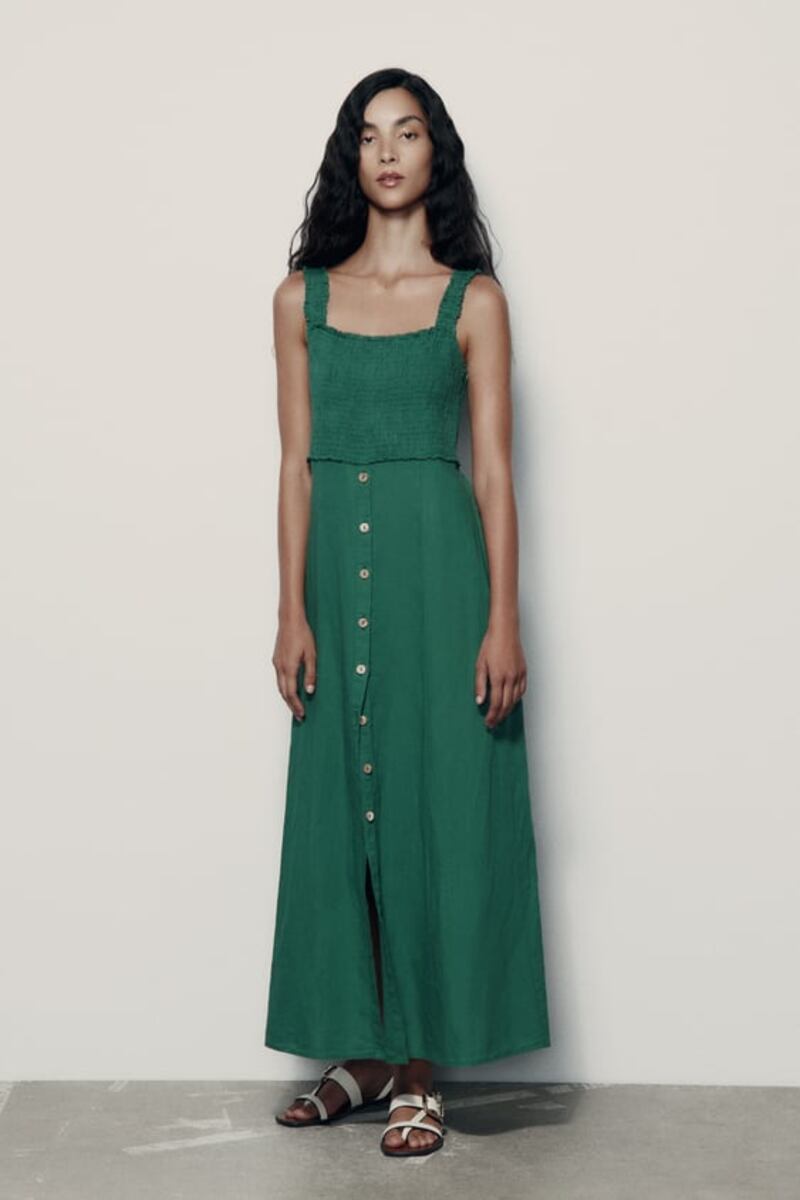 Zara Linen Collectio 2023: Take On the Heat in These Dresses