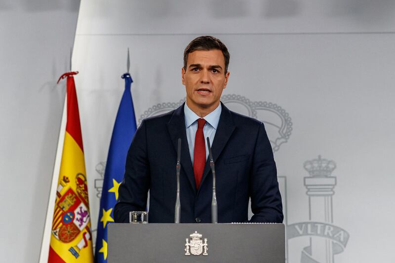 Spanish Prime Minister Pedro Sanchez gives a press conference on November 24, 2018 at the Moncloa Palace in Madrid to announce that his government will back a Brexit deal with Britain after reaching an agreement on Gibraltar. 
 Sanchez had warned he could boycott a special EU summit on Brexit on Sunday if London and Brussels did not confirm his country's right to veto over any future accord on ties with Gibraltar.
 / AFP / STRINGER
