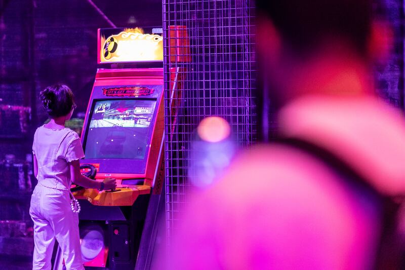 Retro arcade games are available to play