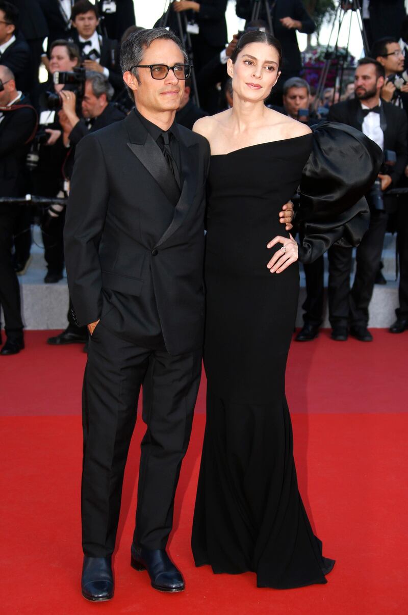 Gael Garcia Bernal and Fernanda Aragones at the closing ceremony and screening of the film "Hors normes" (The Specials) out of competition. Photo: Reuters