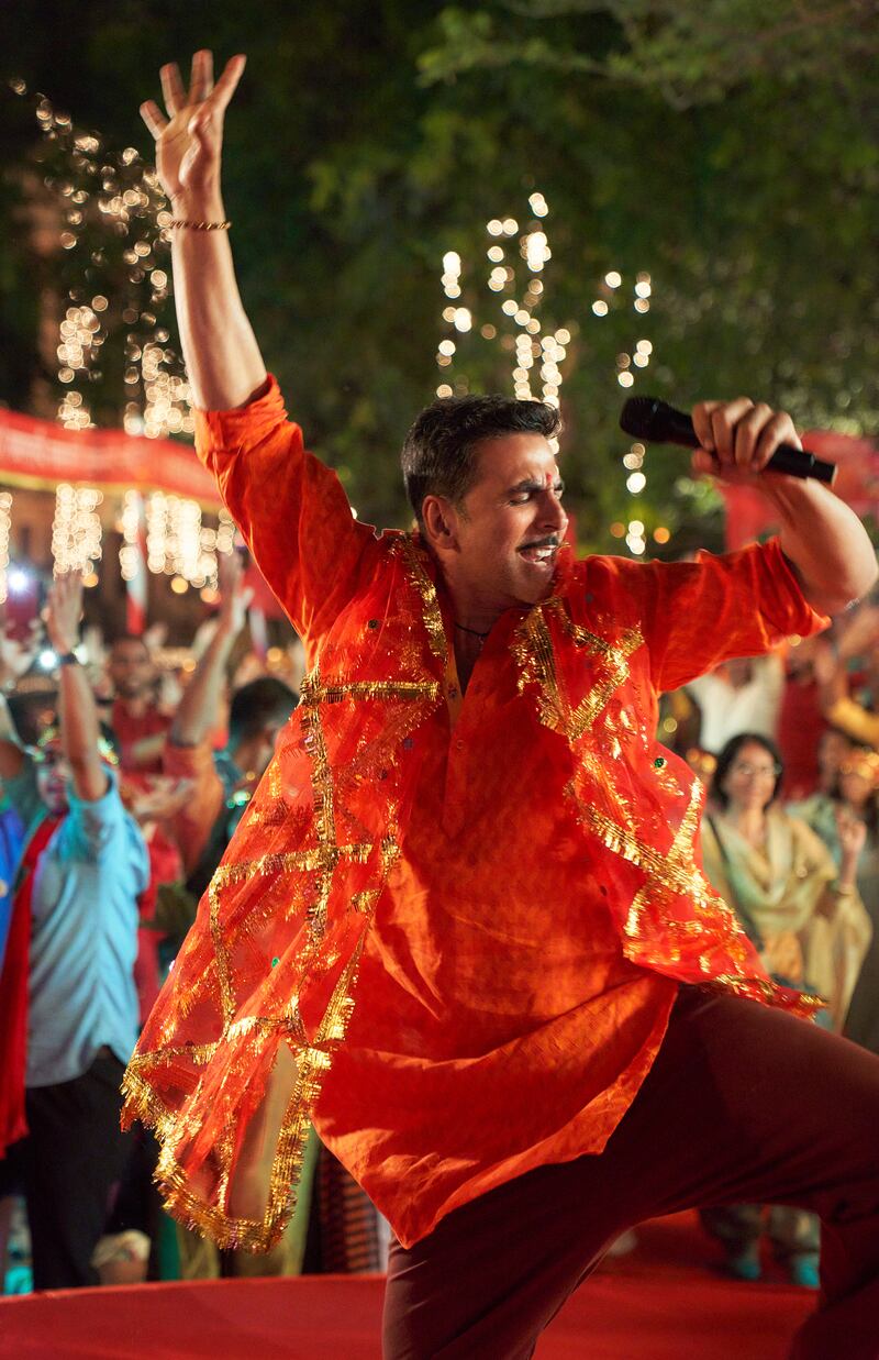 Akshay Kumar dances in the film. Photo: Zee Studios 