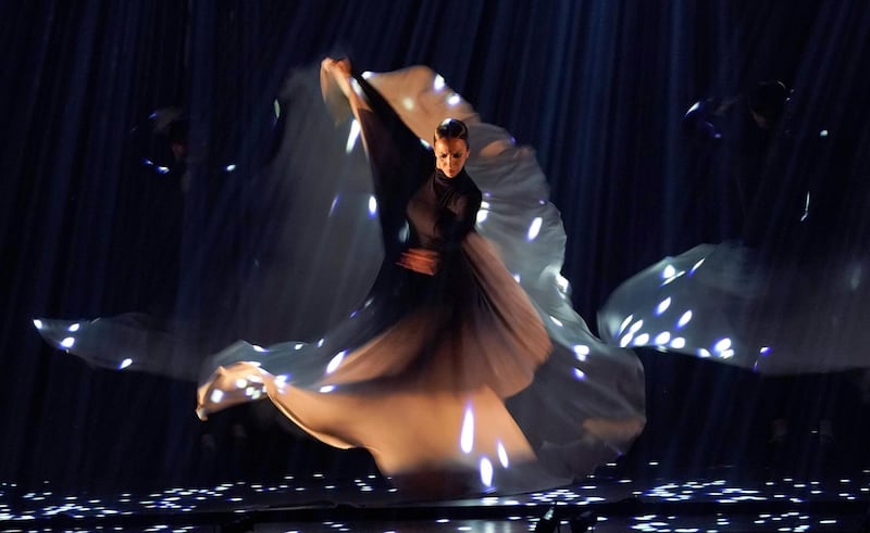 Flamenco dancers from Ballet Flamenco Sara Baras perform a scene from "Shadows (Sombras)" during their opening night at the City Center on March 7, 2019, during the 2019 New York City Center’s Flamenco Festival. / AFP / TIMOTHY A. CLARY
