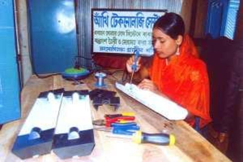 Kulsum Akhter, 18, one of Grameen Shakti's 'green entrepreneurs' says life has changed for her whole family and she can now afford to put her younger brother through school. 

Courtesy Grameen Shakti.  *** Local Caption ***  Kulsum Akter.jpg