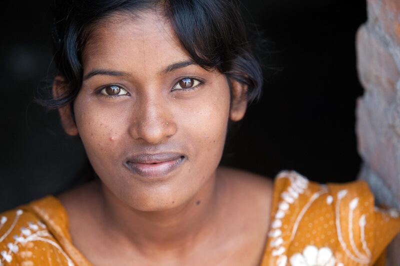 09 November 2011, Bodhgaya, Bihar, India:  Arpna Kumari (17),  at  home in Kharrati village in Gaya District. She is one of the girls that has been benefitting from the Pathfinders program and planning to meet with The Elders on their visit to Bihar to discuss issues such as family planning and child marriage.  Graham Crouch / Girls Not Brides