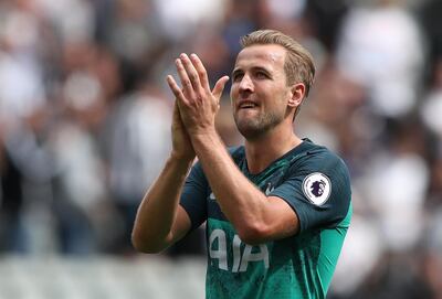 Soccer Football - Premier League - Newcastle United v Tottenham Hotspur - St James' Park, Newcastle, Britain - August 11, 2018   Tottenham's Harry Kane applauds fans after the match   REUTERS/Scott Heppell    EDITORIAL USE ONLY. No use with unauthorized audio, video, data, fixture lists, club/league logos or "live" services. Online in-match use limited to 75 images, no video emulation. No use in betting, games or single club/league/player publications.  Please contact your account representative for further details.