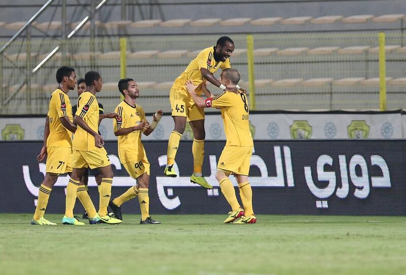 Al Wasl celebrate during an Arabian Gulf League match against Al Dhafra at Al Wasl Stadium. Ashraf Umrah / Al Ittihad