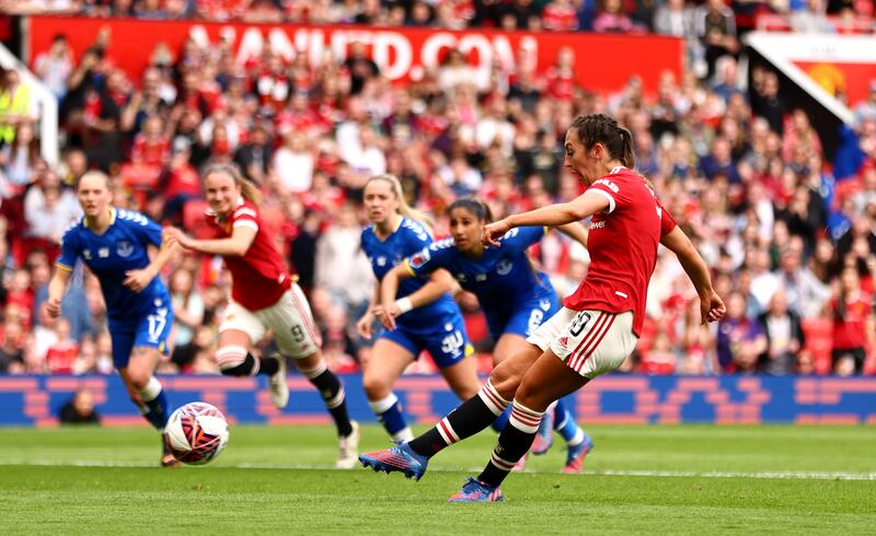 Katie Zelem of Manchester United scores the second goal. Getty