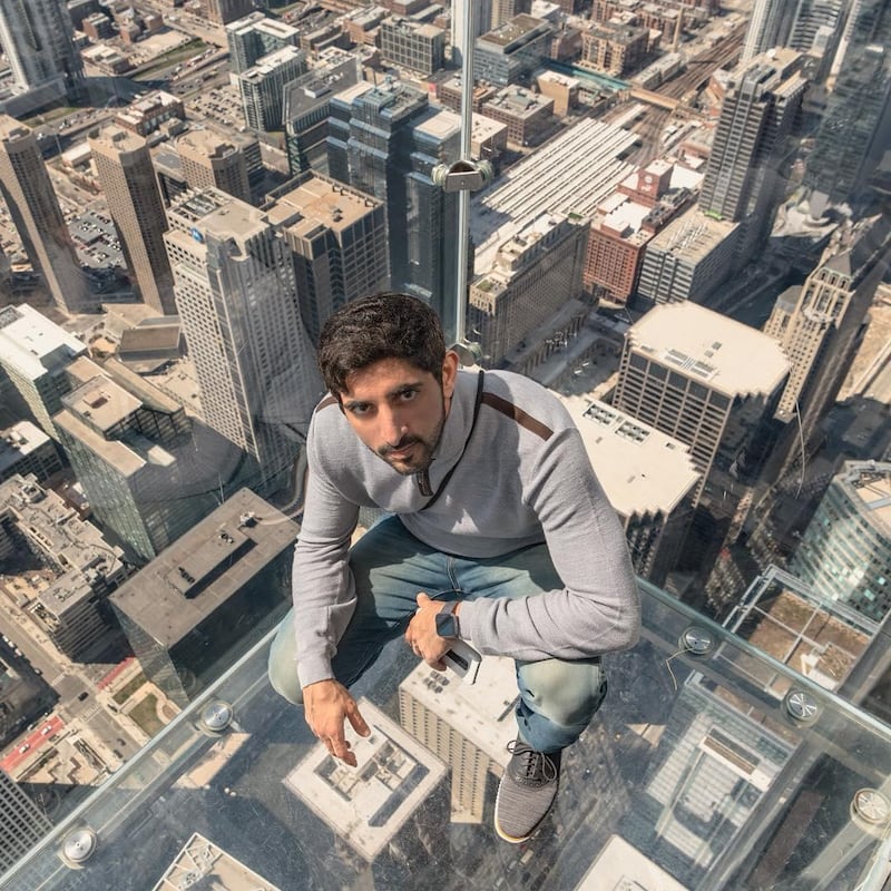 On the Skydeck in Chicago. Photo: Instagram / Faz3