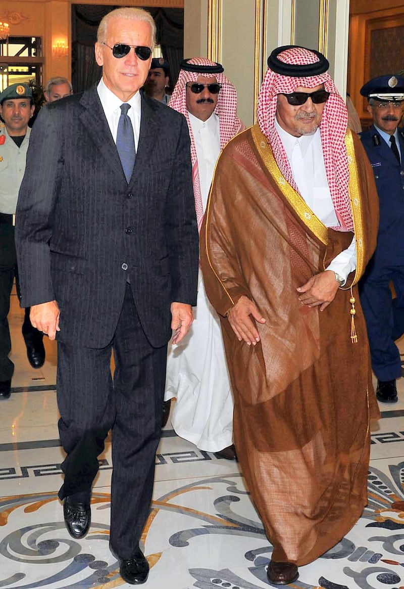 Saudi Foreign Minister Prince Saud al-Faisal  (R) welcomes US Vice President Joe Biden at the Riyadh airbase on October 27, 2011, upon his arrival in the Saudi capital with a US official delegation to offer condolences to the King Abdullah bin Abdul Aziz following the death of his brother, Crown Prince Sultan.  AFP PHOTO/STR (Photo by - / AFP)