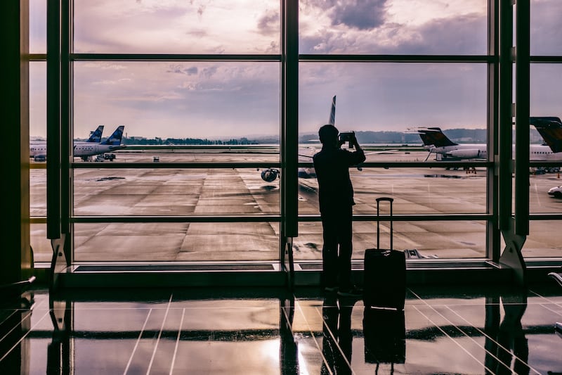 The CDC has removed all countries from its Level 4 Covid-19 risk category and US airlines are dropping face mask rules. Unsplash / Ashim D’Silva