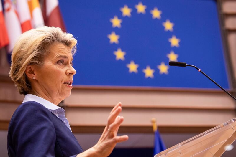 epa08886830 President of Commission Ursula von der Leyen delivers a speech, on the conclusions of Rule of Law Conditionality and Own Resources, at European Parliament, in Brussels, Belgium, 16 December 2020.  EPA/JOHN THYS / POOL