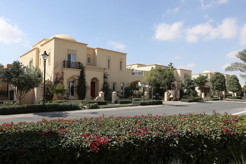 
DUBAI , UNITED ARAB EMIRATES Ð  Feb 6 , 2014 : View of the villas in Arabian Ranches in Dubai.  ( Pawan Singh / The National ) For Stock