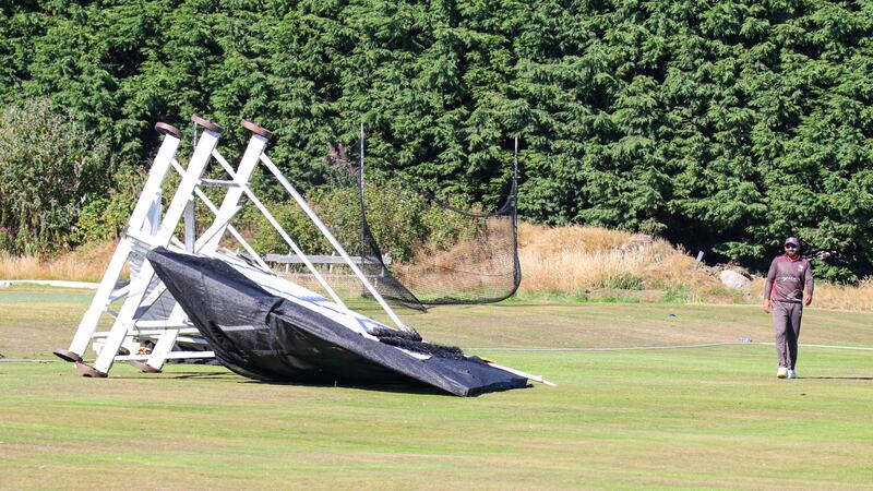 A strong gust of wind wrecked the sightscreen, causing a stoppage in play. 