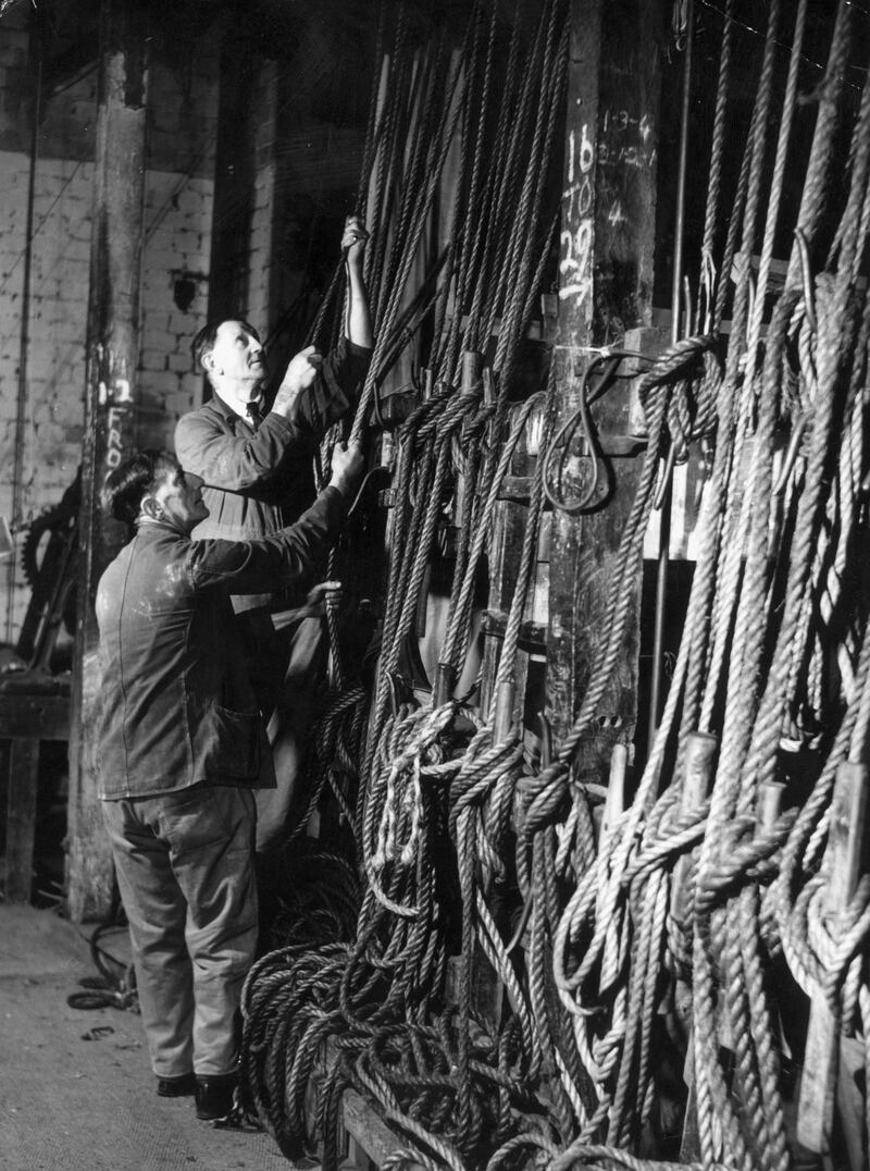 A row of pulley ropes backstage at the Theatre Royal in Bristol, later the Bristol Old Vic, circa 1940. (Photo by Desmond Tripp/Hulton Archive/Getty Images)