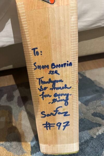 Sarfaraz Khan's personal message on his cricket bat to Shyam Bhatia as a thank-you for the help the Dubai businessman gave him in his formative years. Photo: Shyam Bhatia